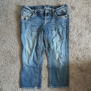 Vigoss Women's Distressed Blue Cropped Jeans